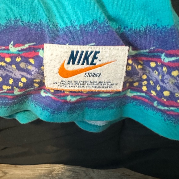 Men’s Medium Vintage Nike Tee - Picture 2 of 3